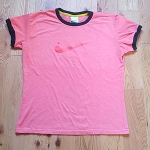 Nike. Cuffed Sleeve Logoed T shirt. Size XL